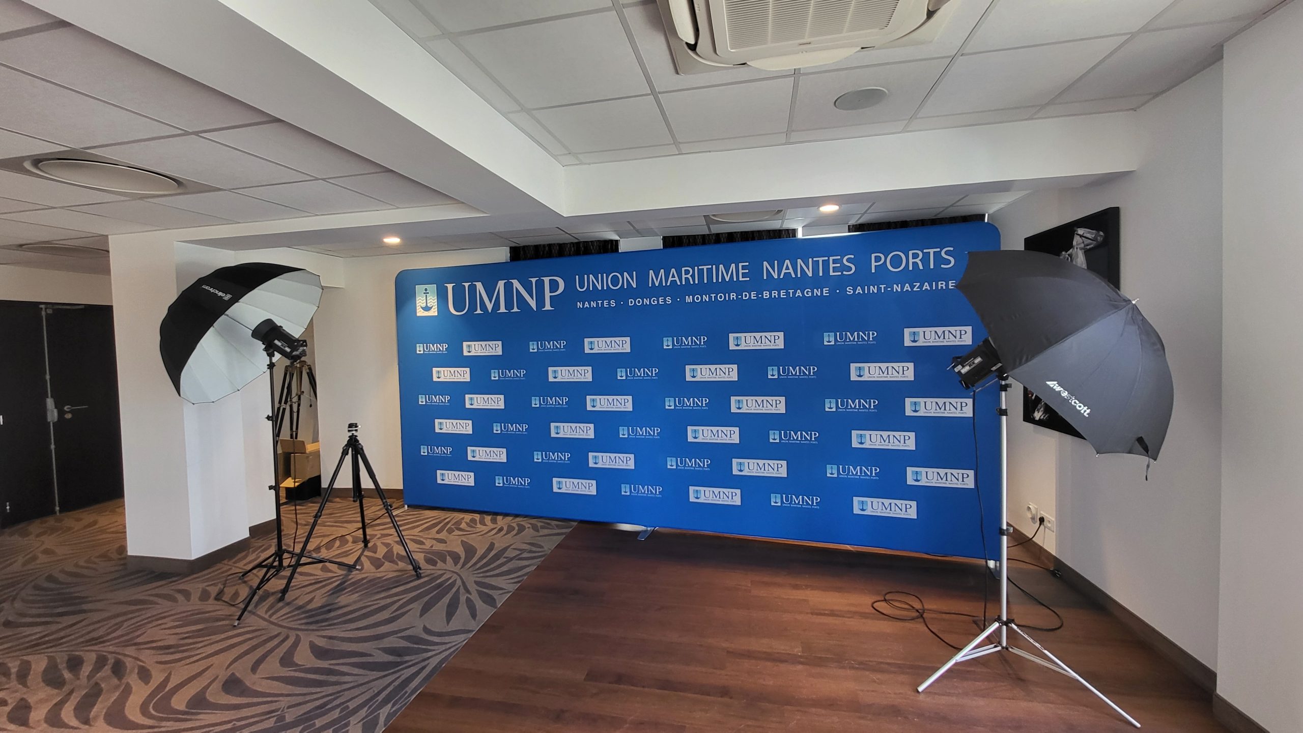 Mur-image UMNP